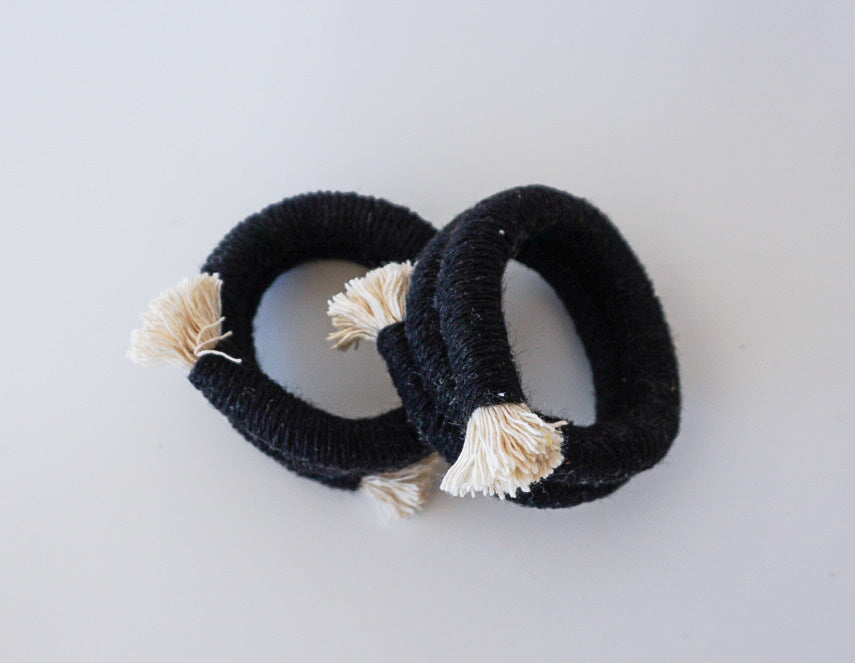 coiled napkin rings - Black
