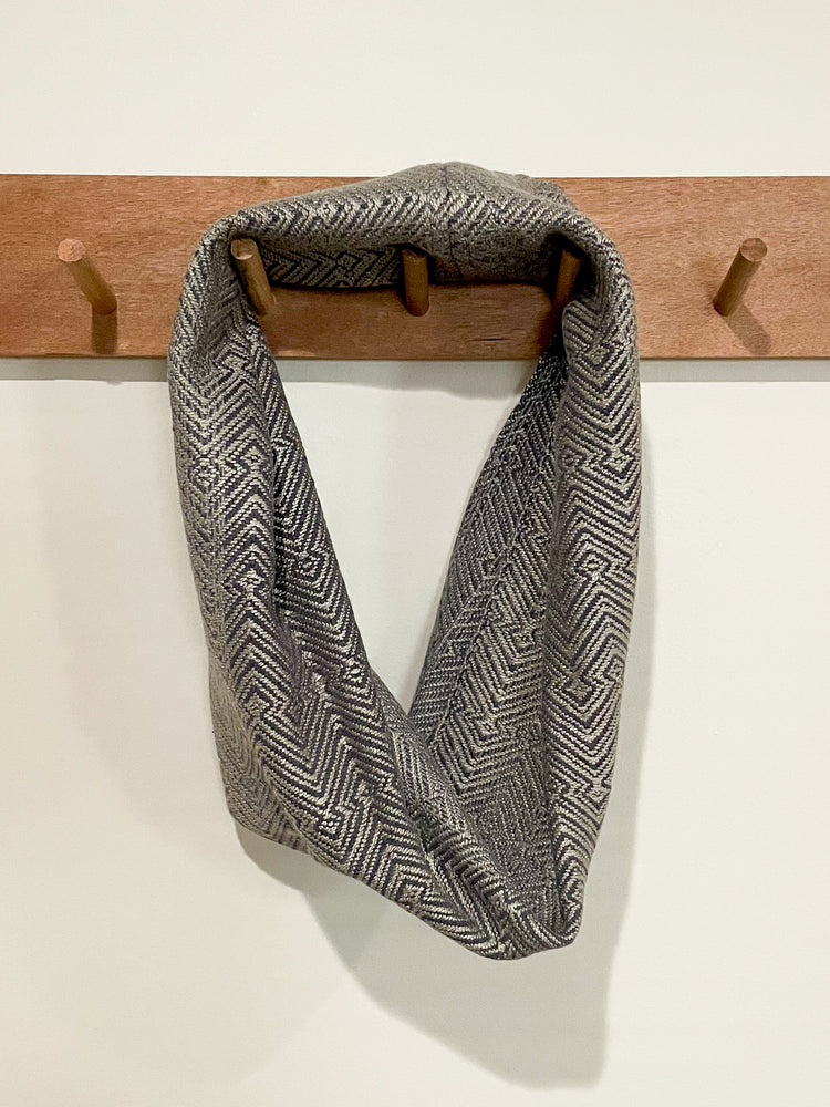 
            
                Load image into Gallery viewer, Cumi Woven Cowl (Limited Edition*)
            
        